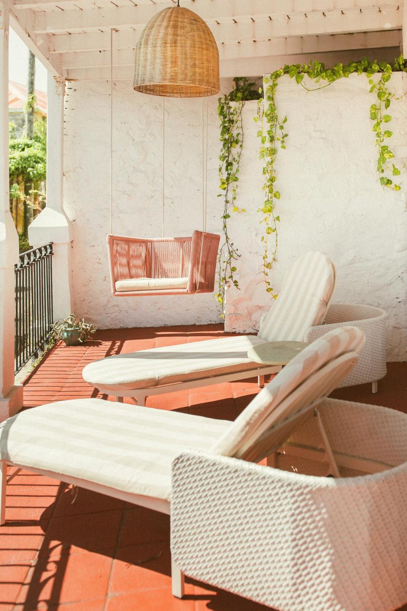 The Pink Palm Hotel - Adults Only Charlotte Amalie Kültér fotó